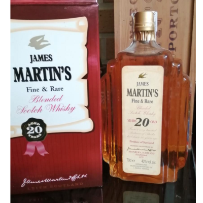 James Martin 20A cx cartão